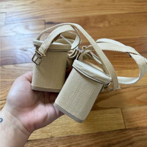 Dolce Vita | Cheer Heels - Picture 7 of 7